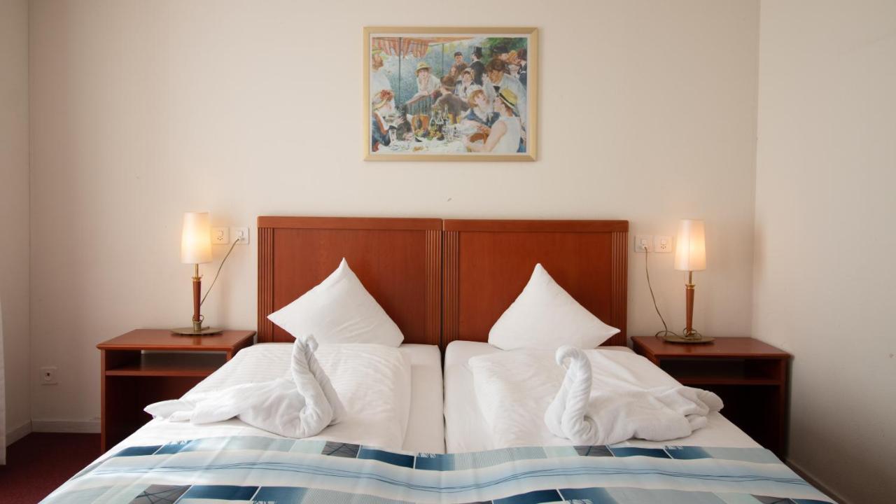 Hotel Schloss Романсхорн Экстерьер фото